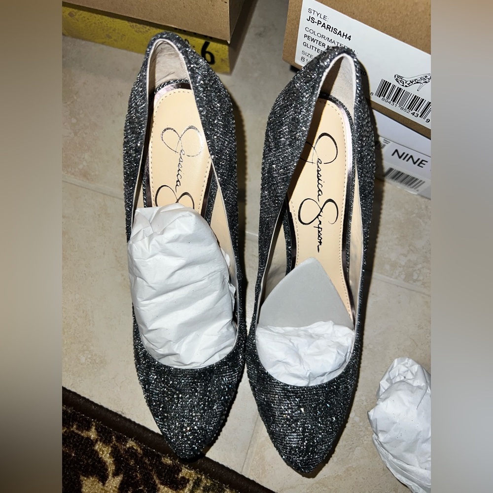 New never worn Jessica Simpson Parisah heels